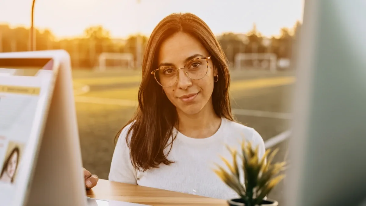 Instagram para Avatares de IA: Como Configurar o Perfil Corretamente em 2026 — Rita Moreira